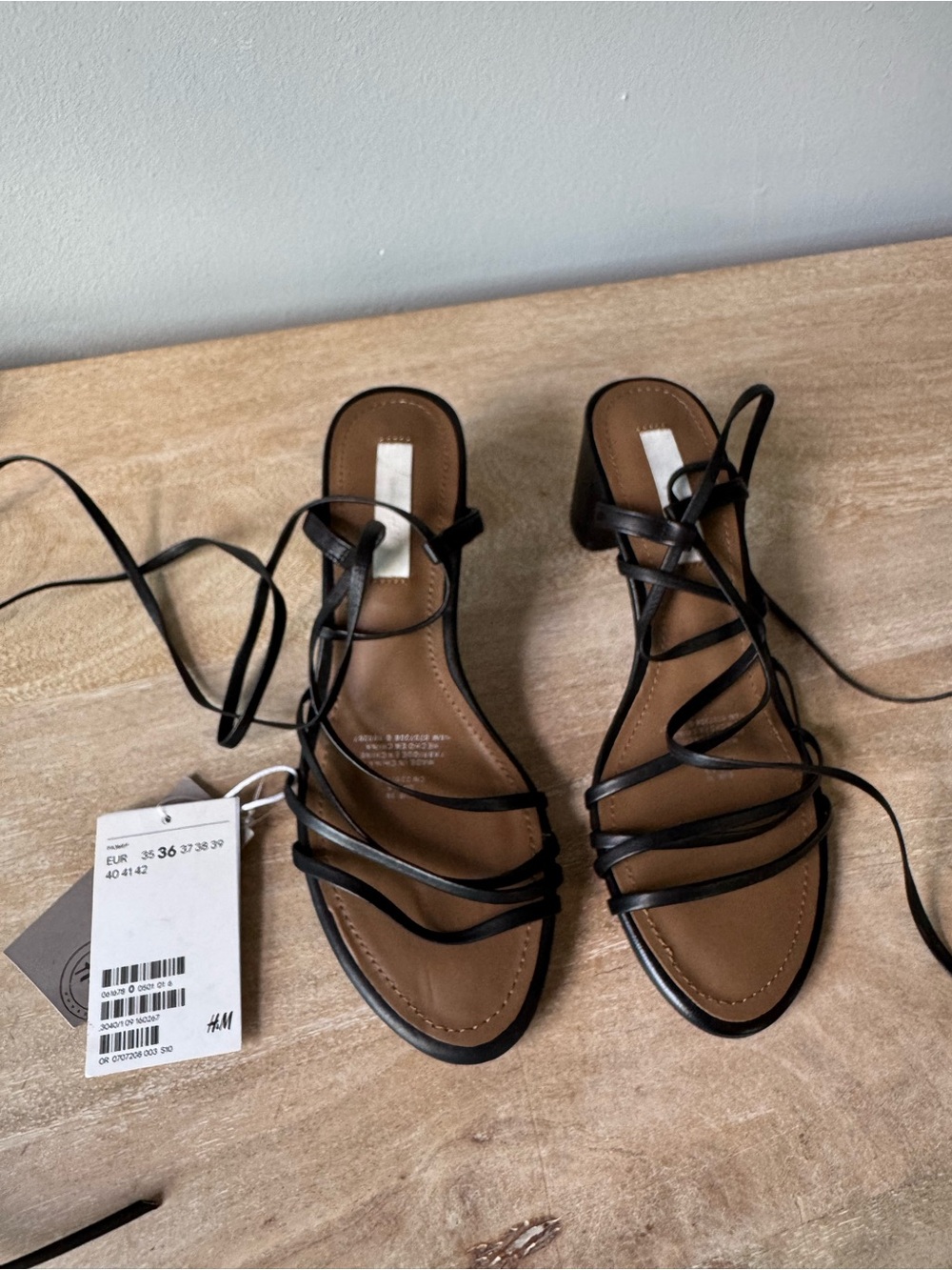 NWT H&M Black Genuine Leather Lace-Up Block Heel Sandals Size 6